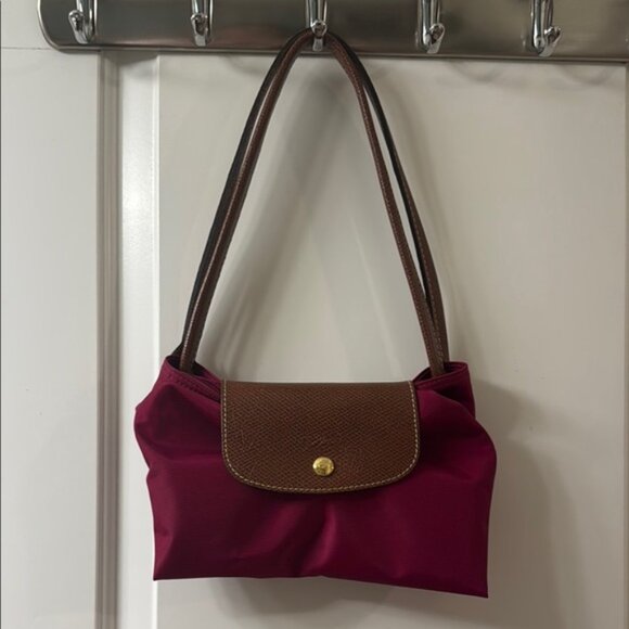 Longchamp Large Le Pliage Tote Bag in Fuchsia Magenta - Picture 14 of 15